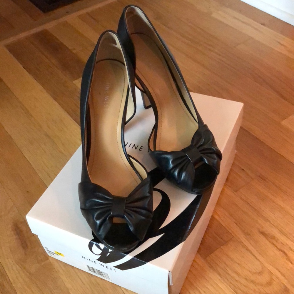 Nine West Peep Toe Pump with Bow Detail | 9